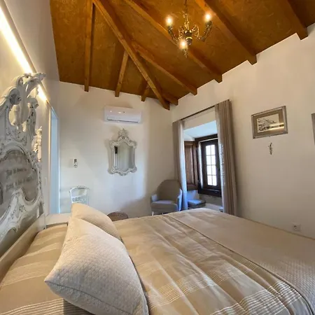 Casa Do Toupeiro Guest house